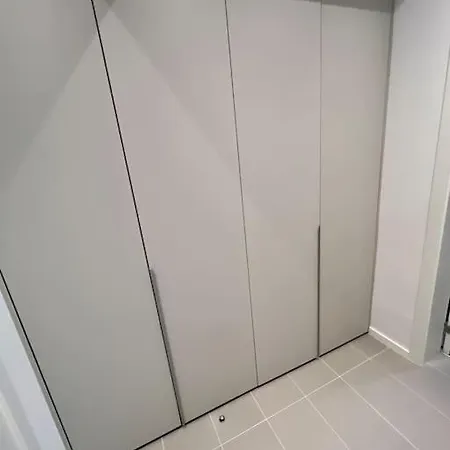 Location ! Opera Next To Alexander Nevsky Cathedral *