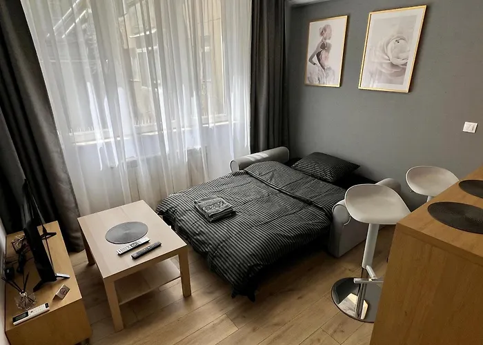 Location ! Opera Next To Alexander Nevsky Cathedral Sofya